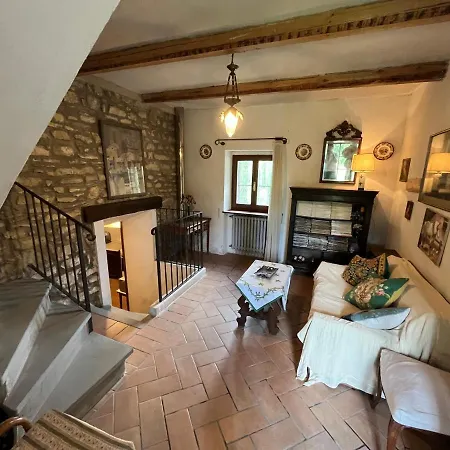 Cavaienti Umbria Agriturismo Nel Verde * チッタ・ディ・カステッロ